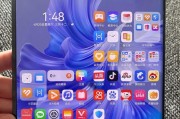 华为Mate2屏幕展现出色，细腻逼真（高清大屏，呈现真实视觉盛宴）