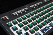 9008键盘（品质、功能、舒适，9008键盘让你爱不释手）